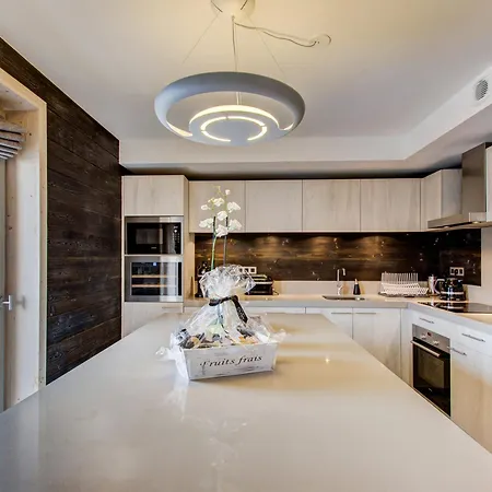 Spacieux A Avec Sauna, Proche Des Pistes - Fr-1-562-12 Appartamento Courchevel